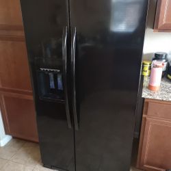 Refrigerator Counter Depth