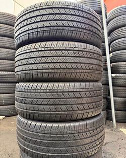 225/55/18 Goodyear Selling a set of 4 tires in excellent condition 🫡