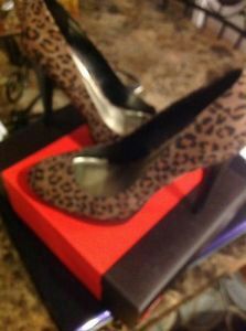 New guess leopard heels 8.5