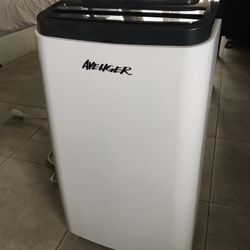 Portable Air Conditioner with Dehumidifier and Remote Control. AVENGER