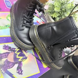 Dr. Marten Size 12 Kids 