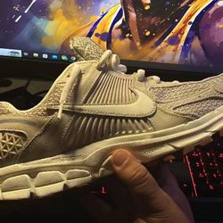 Vomero 5’s Tan Cream