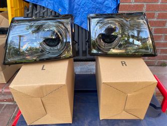 Halo projector headlights for 1(contact info removed) Ford Ranger (New)