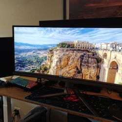 Ultrawide Gaming Monitor 