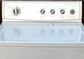 KITCHENAID GAS DRYER IN EXCELLENT CONDITION