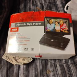 DVD  CD Player 9 Inch Swirl Screen Portable Plug For Car And Wall