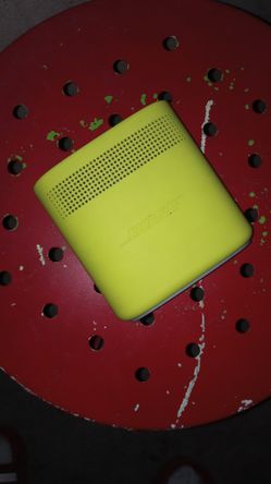 Bose SoundLink Color Bluetooth Speaker ||