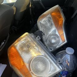 2010 Nissan Titan Headlights 