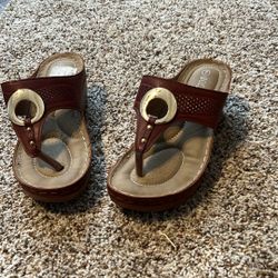 Women’s Sandels 