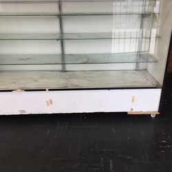 Glass Showcase /vitrina