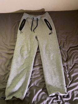 Grey Nike Tech Fleece Joggers size small