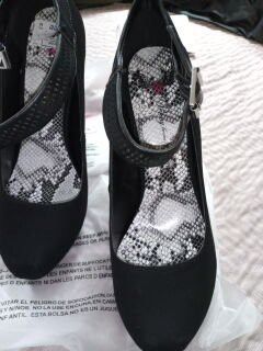 7 1/2 M woman heels