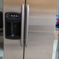 Maytag Side By Side Counter Depth Refrigerator. Works Good And Is In Very Good Condition