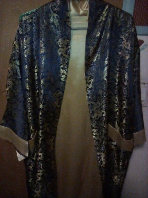 Hand Made Silk Robe From China