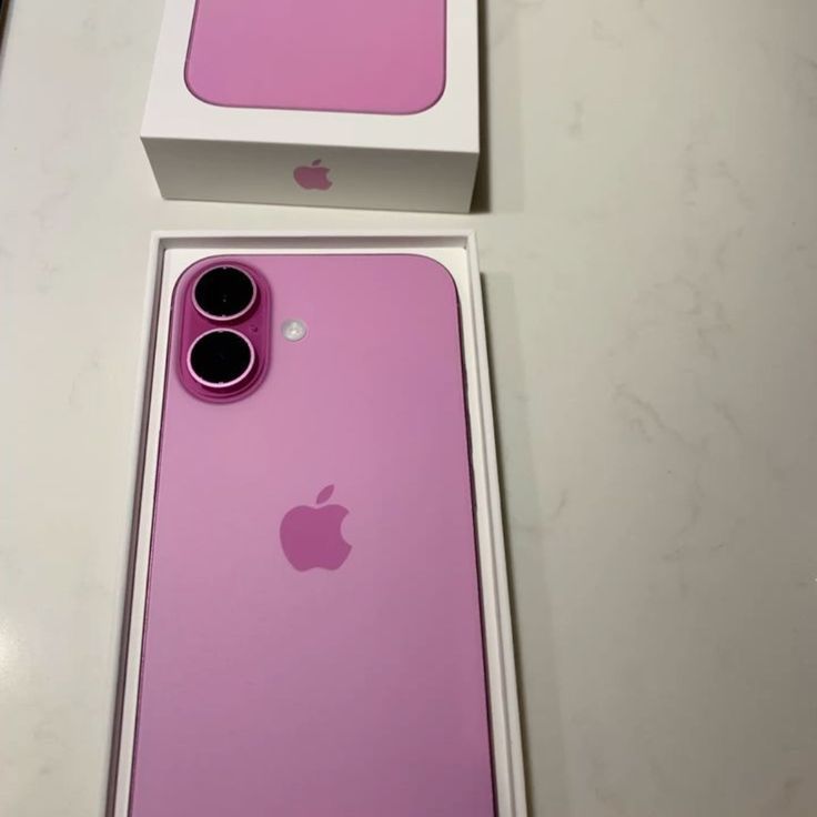 iPhone 16 Plus Pink