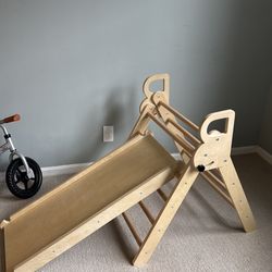 Montessori kids climbing gym