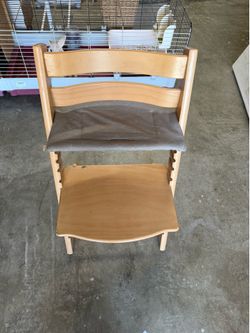 Stokke Tripp Trapp high chair