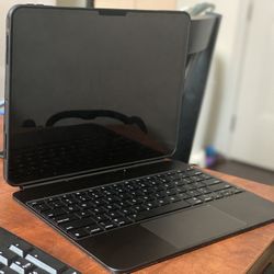 ✨ Apple Magic Keyboard for iPad Pro 13” (M4) – Black – Excellent Condition! ✨