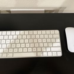 Apple Keyboard & Mouse