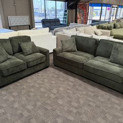 Rich Green Comfy Sofa Set 