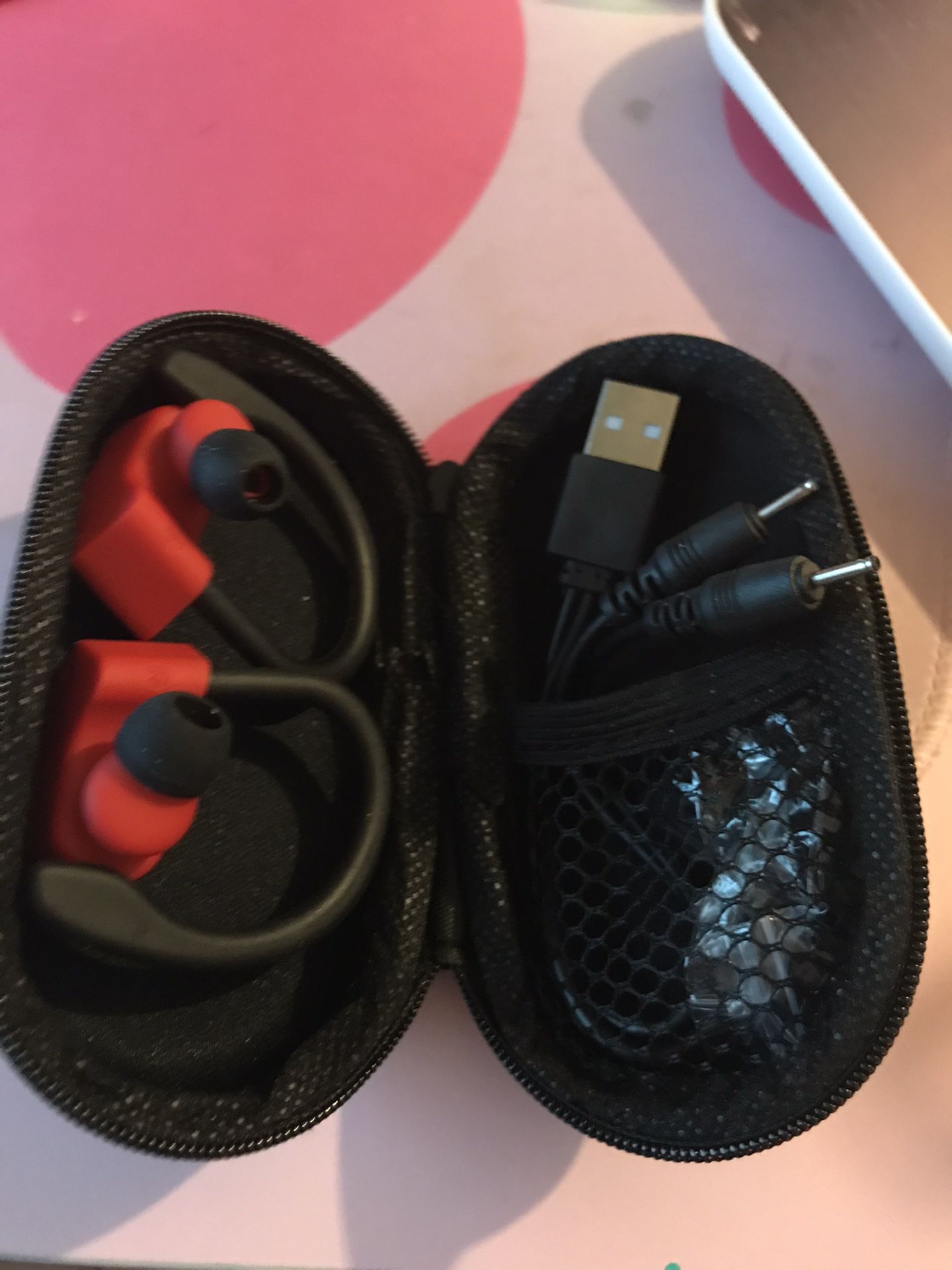 Xtreme Wireless Headphones Red With Case And Cord