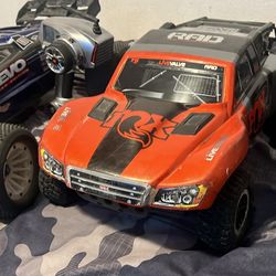 Traxxas E Revo & Traxxas Slash Vxl 