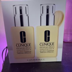 Clinique Moisturizing lotion 