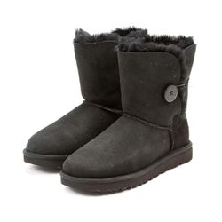 UGG Bailey Boot With Button Size 6