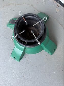 Heavy-Duty Adjustable Christmas Tree Stand