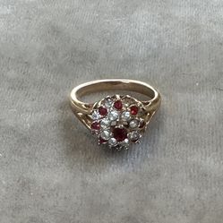 Vintage Gold Plated Red, Clear Rhinestone Ring. Size 7