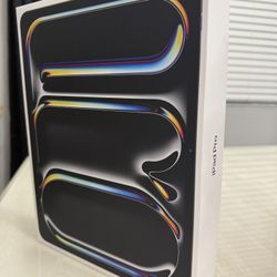 M4 iPad Pro 13” 256GB WiFi + Cellular 