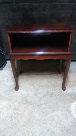 Cherry wood end table