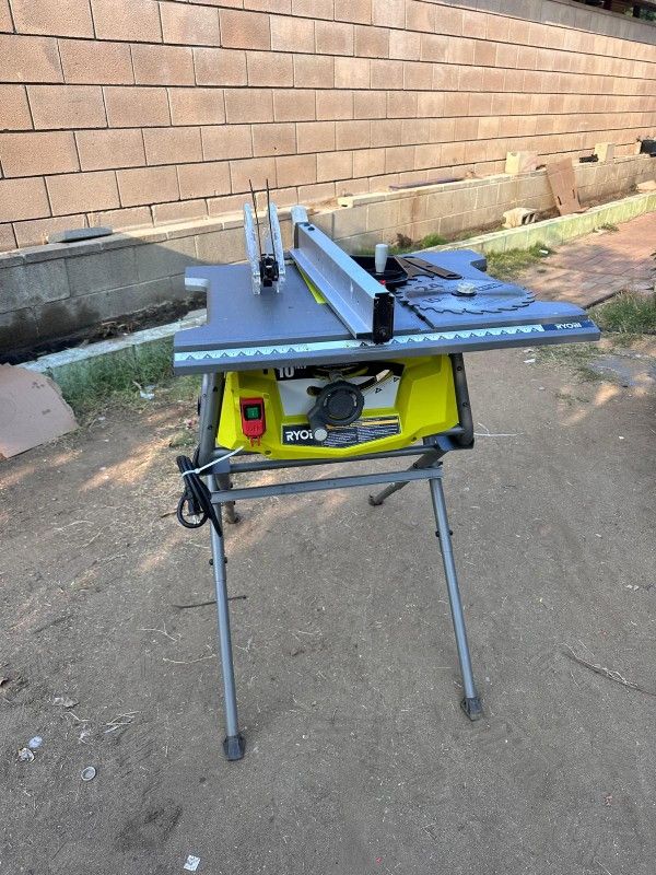 RYOBI
15 Amp 10 in. Compact Portable Corded Jobsite Table Saw with Folding Stand