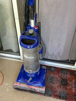 Powerful upright vacuum