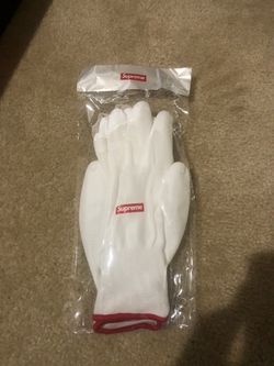 Supreme gloves