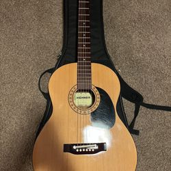 Hohner HW200 Acoustic Guitar