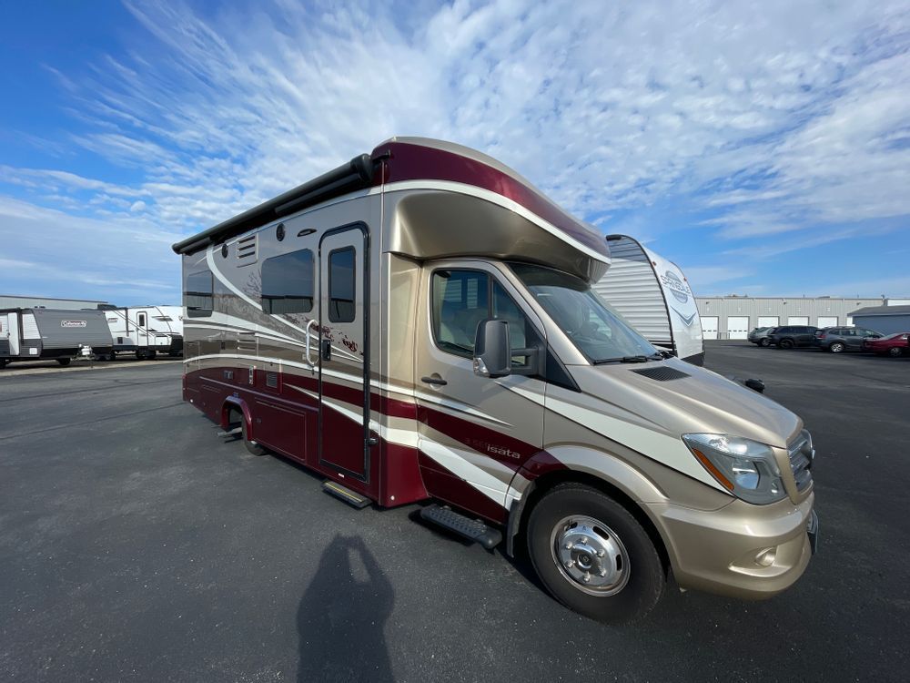 2020 Dynamax Isata 3 24 RW
