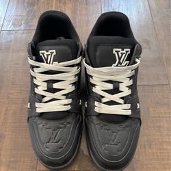 LV shoes