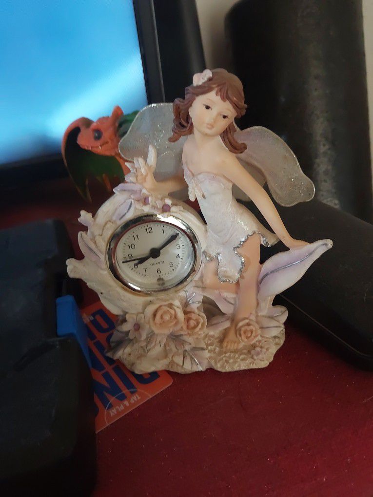 Allmon Pme Fairy Clock