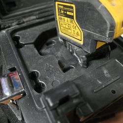 Dewalt Spot Laser