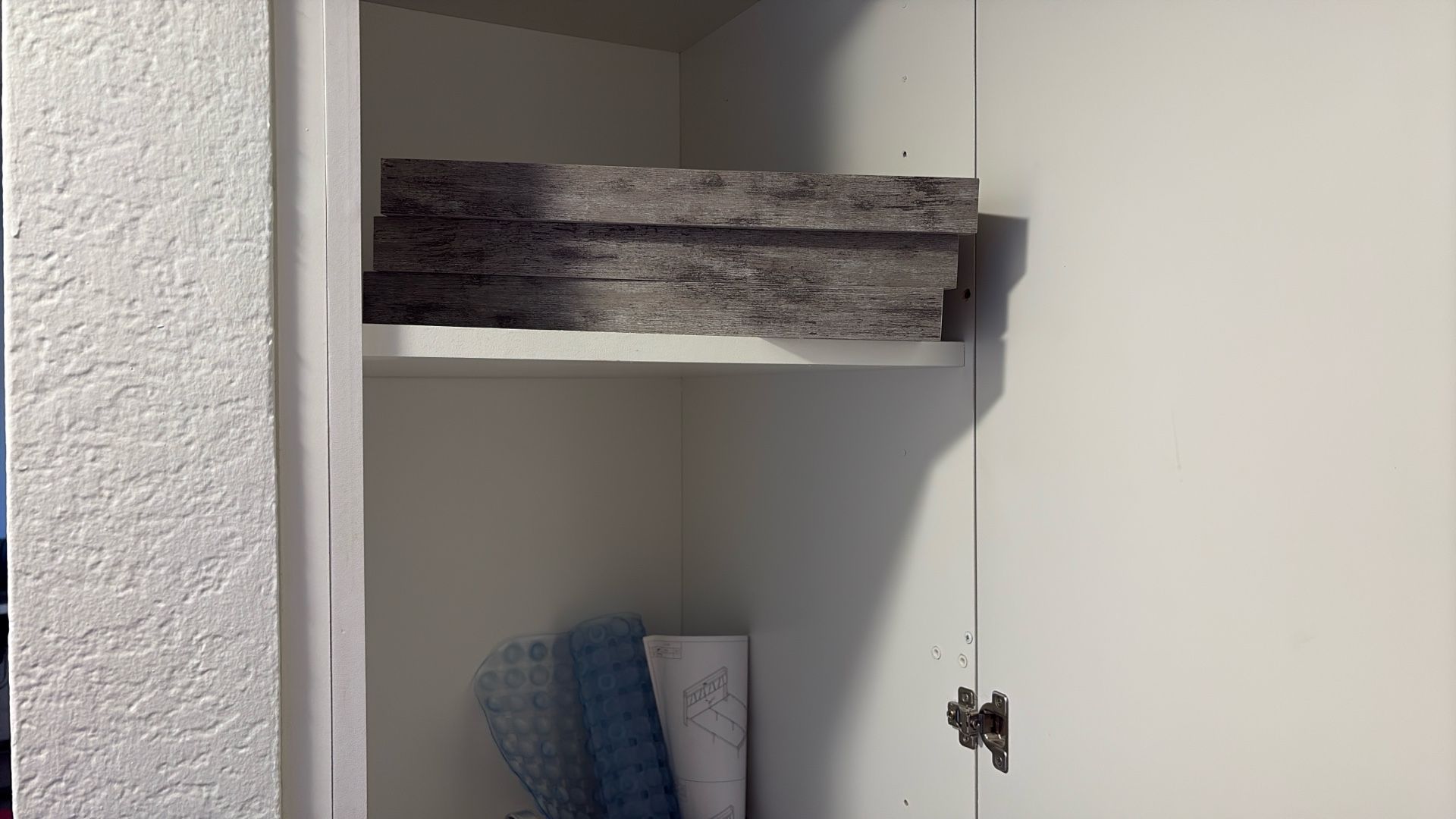 3 Floating Shelves 