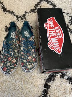Vans Woman size 8