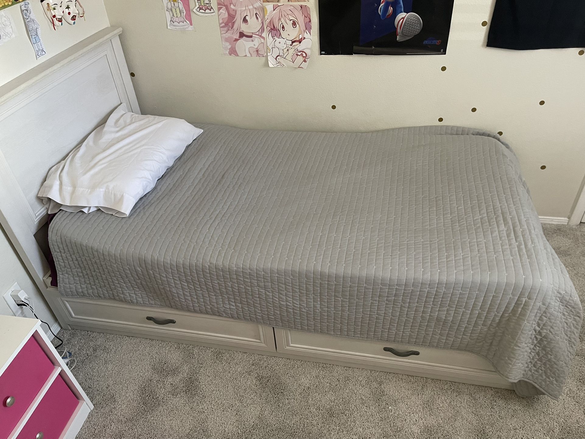 Twin Bed With Drawers