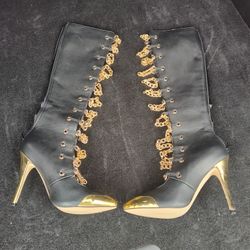 Azalea Wang Boots