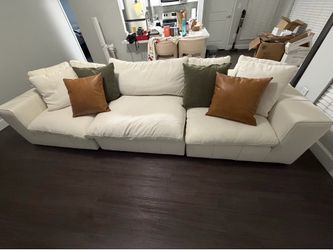 Brand New White City Home Couch – Purchased Yesterday – Doesn’t Fit My Living Room