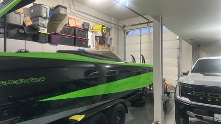 2024 27 ft speedster , parts , must go