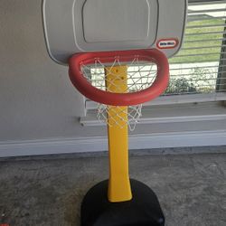 Little Tikes Basketball Hoop 