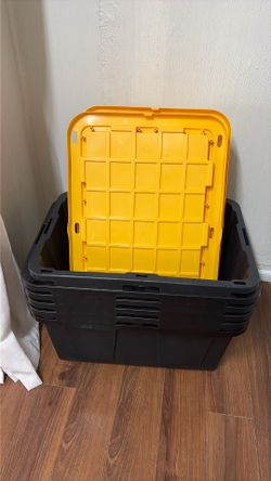 6 Storage containers- 27 gallon