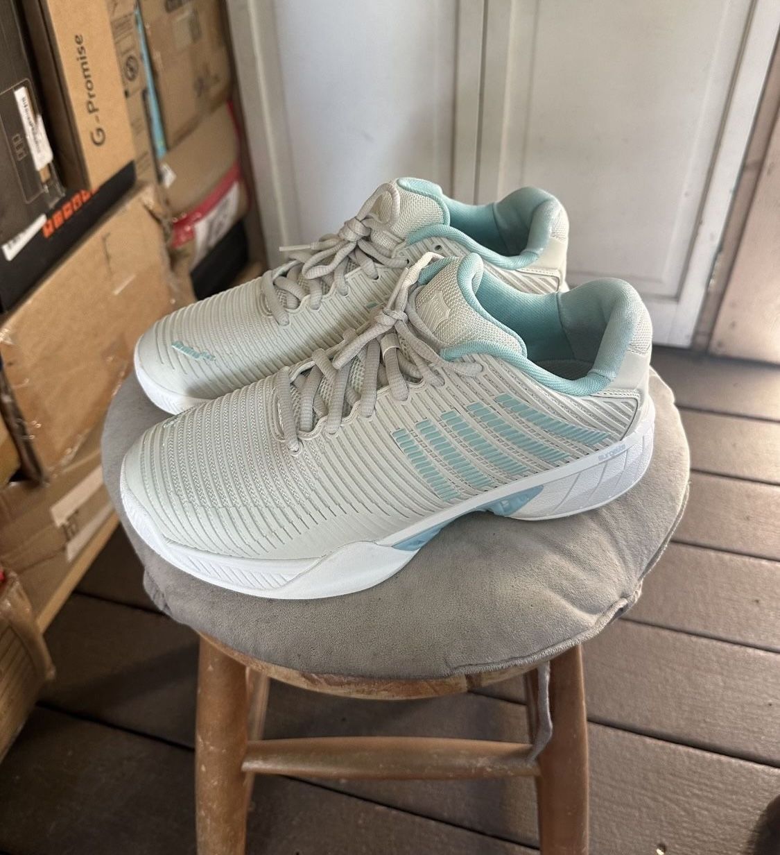 K Swiss Women's Hypercourt Express Tennis Shoe Size No Box