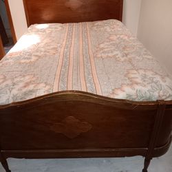 Antique 3 Piece Bedroom Set